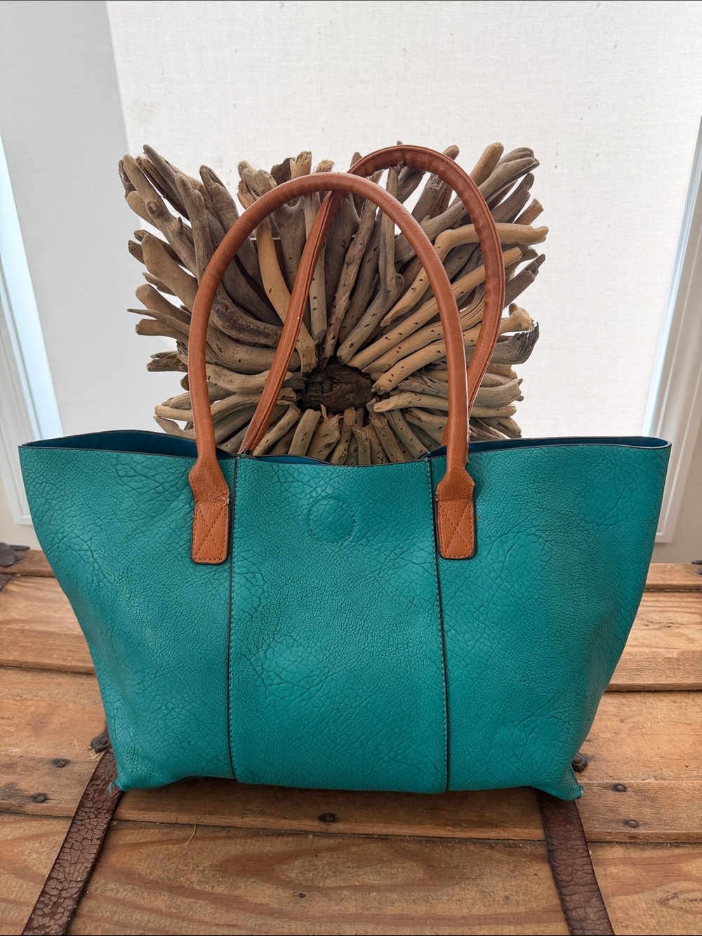 Sofia Vitali Teal Leather Tote with brown Handles